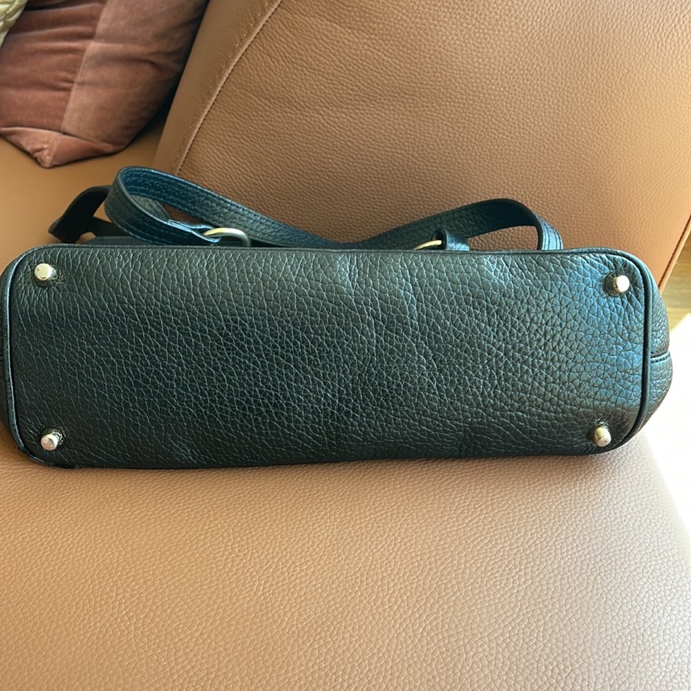 Burberry leather should bag - Picture 5 of 12